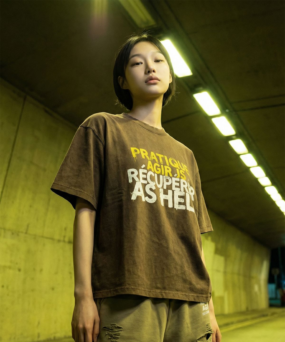랑가주망(LENGAGEMENT) Hell Raising Salt Wash Crop Short Sleeve T-Shirt (Mocha)