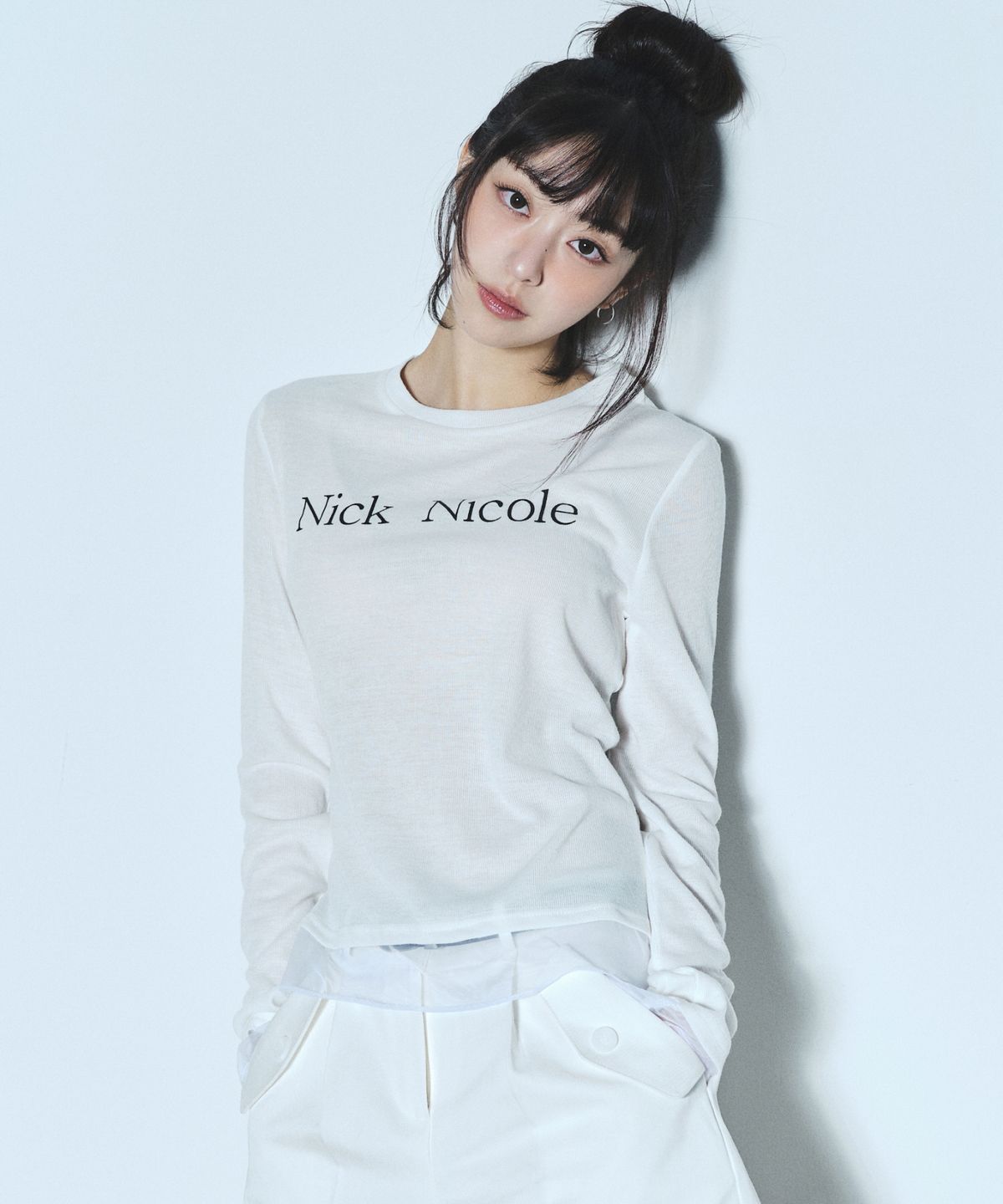 닉앤니콜(NICK&NICOLE) NICOLE SHEER LAYERED LOGO SLEEVE TOP_6 COLOR