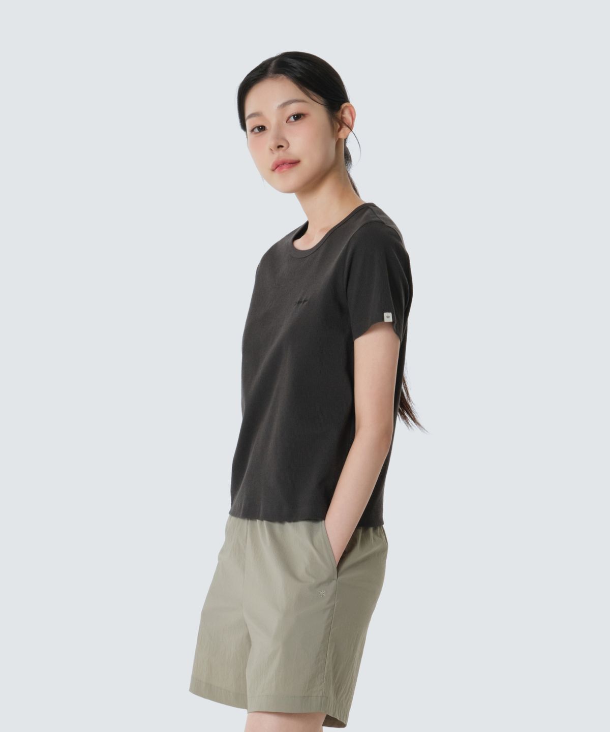 스노우피크 어패럴(SNOWPEAK APPAREL) 골지 여성 반팔 티셔츠 (S26MWFTS39) Charcoal