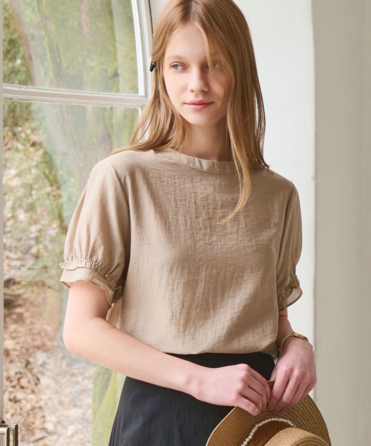 슬로우롤리(SLOWLOLLI) Airy flutter sleeve top_2 Colors