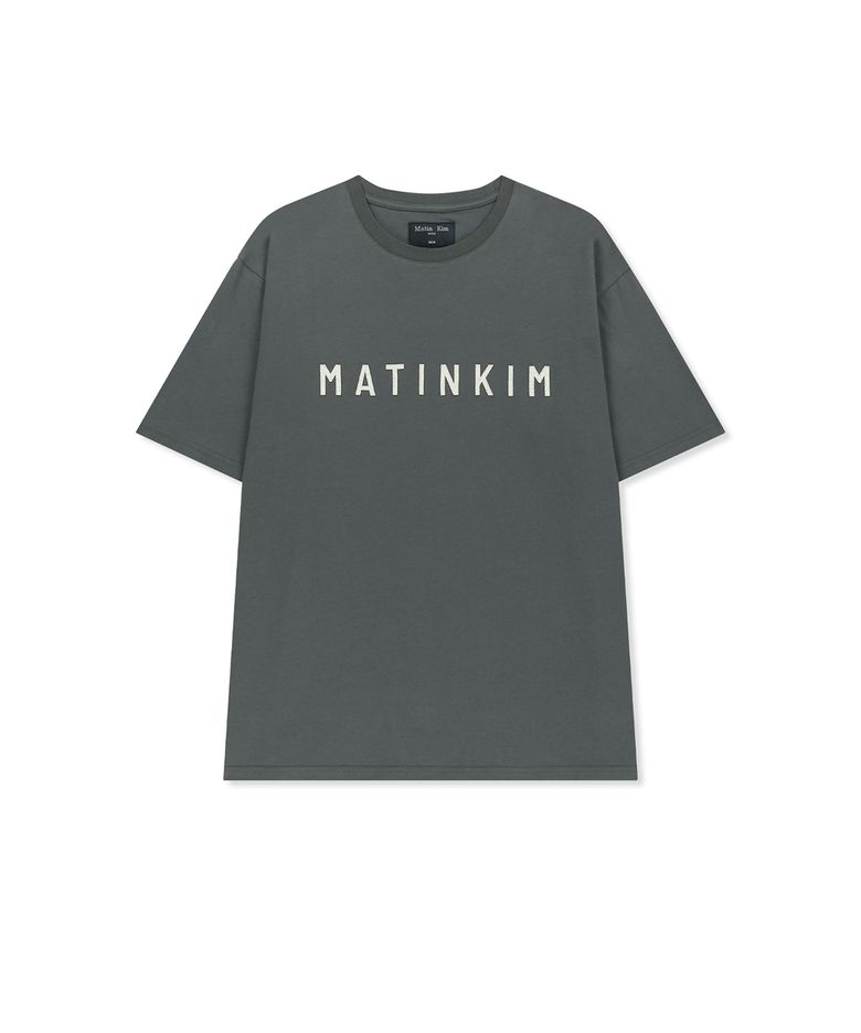 APPLIQUE FELT LOGO TOP FOR MEN IN CHARCOAL