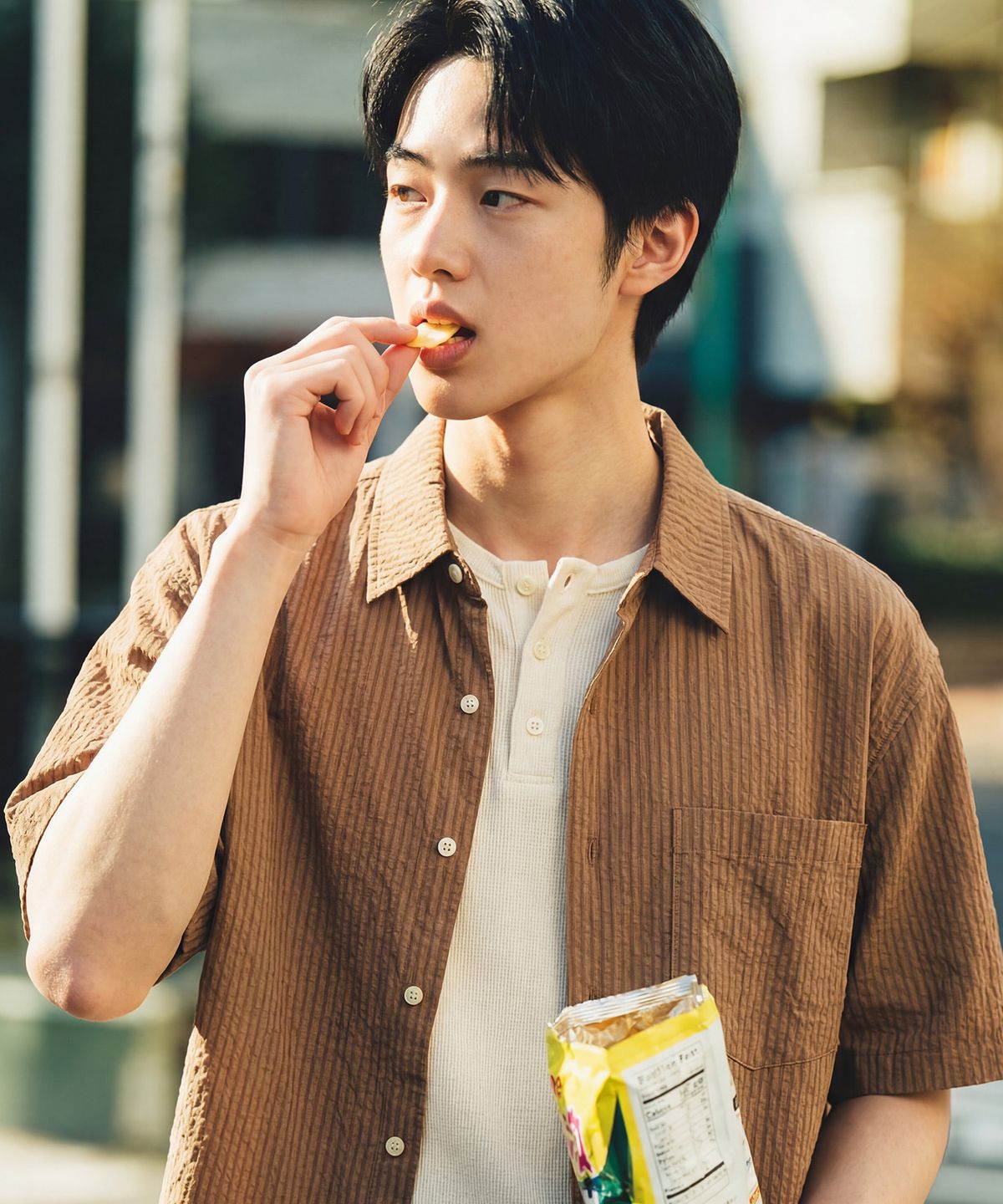 제멋(JEMUT) 버터 스트라이프 반팔셔츠 카멜 KJSS2703