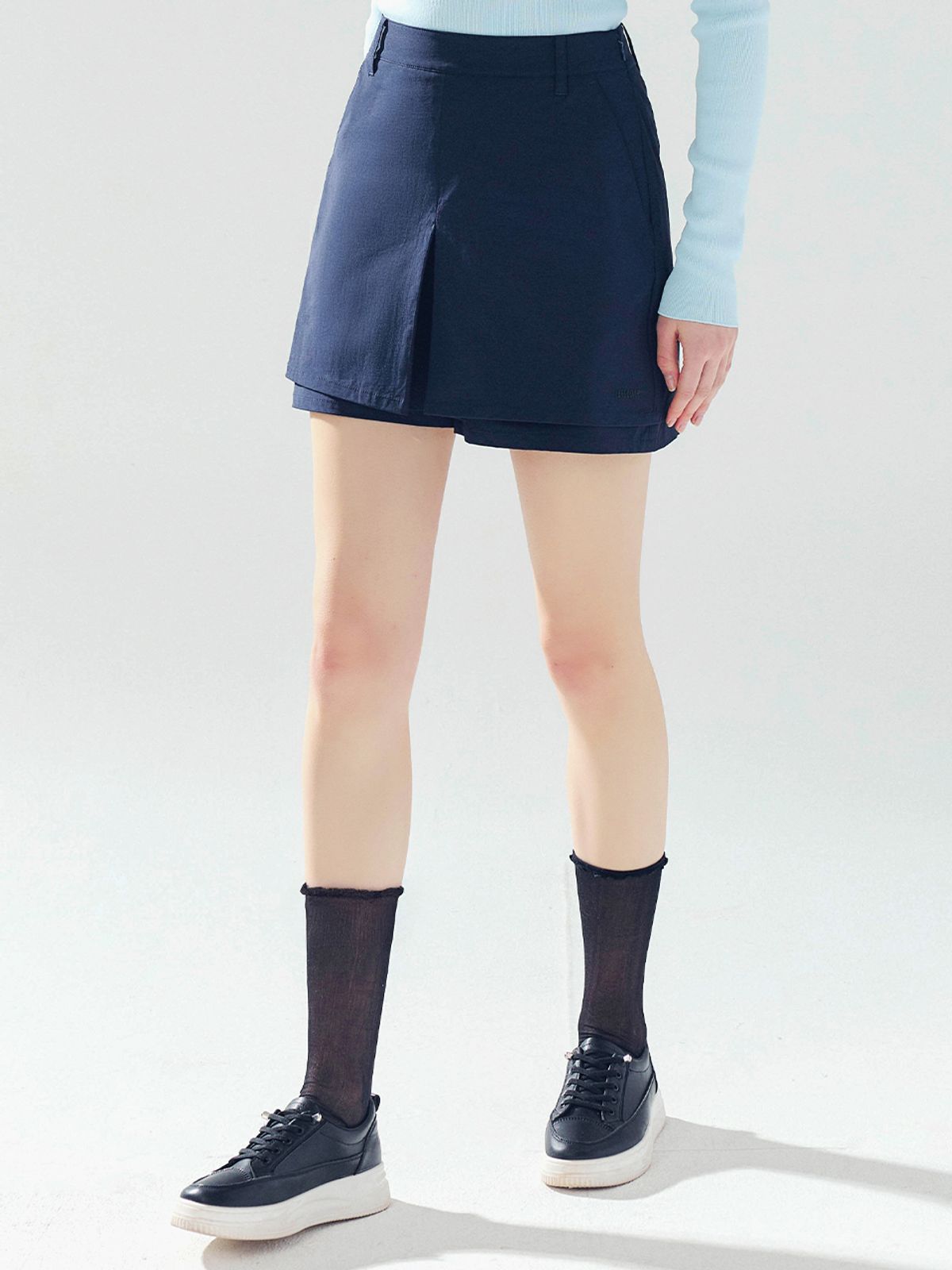 로드로아르(LORDLOAR) 더블 레이어드 숏팬츠 NAVY