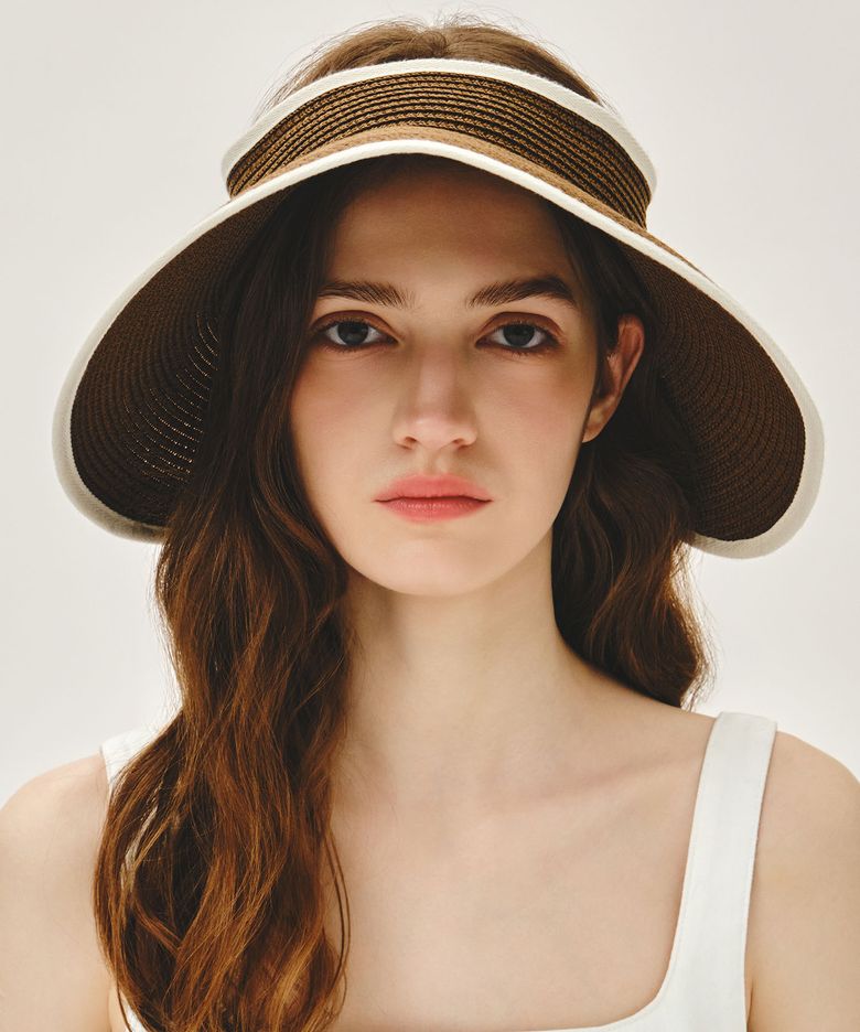 CIRCLE LOGO WIDE SUN VISOR ivory