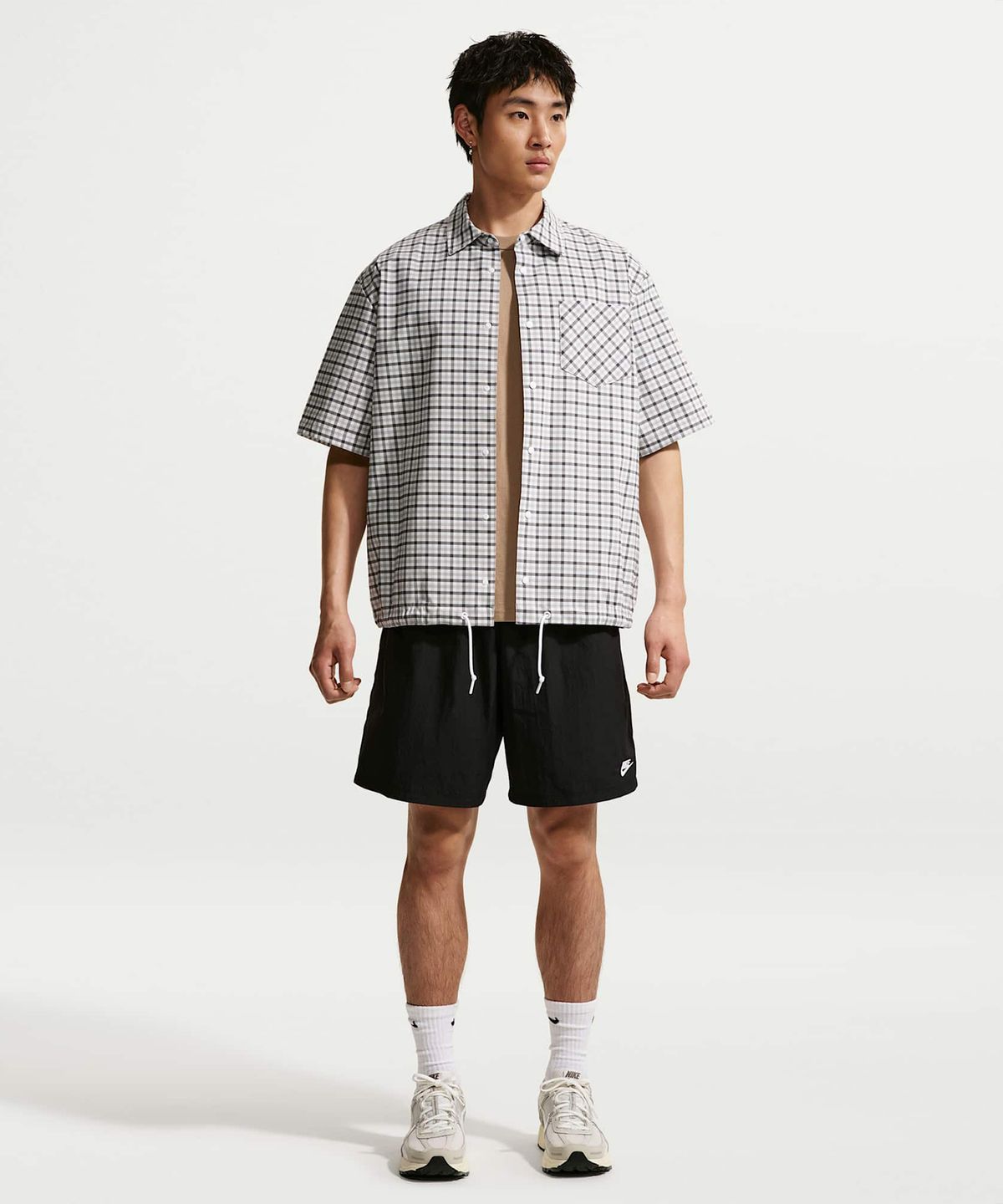 나이키(NIKE) 스포츠웨어 클럽 스포츠 쇼츠 M - 블랙:화이트  / IF0845-010