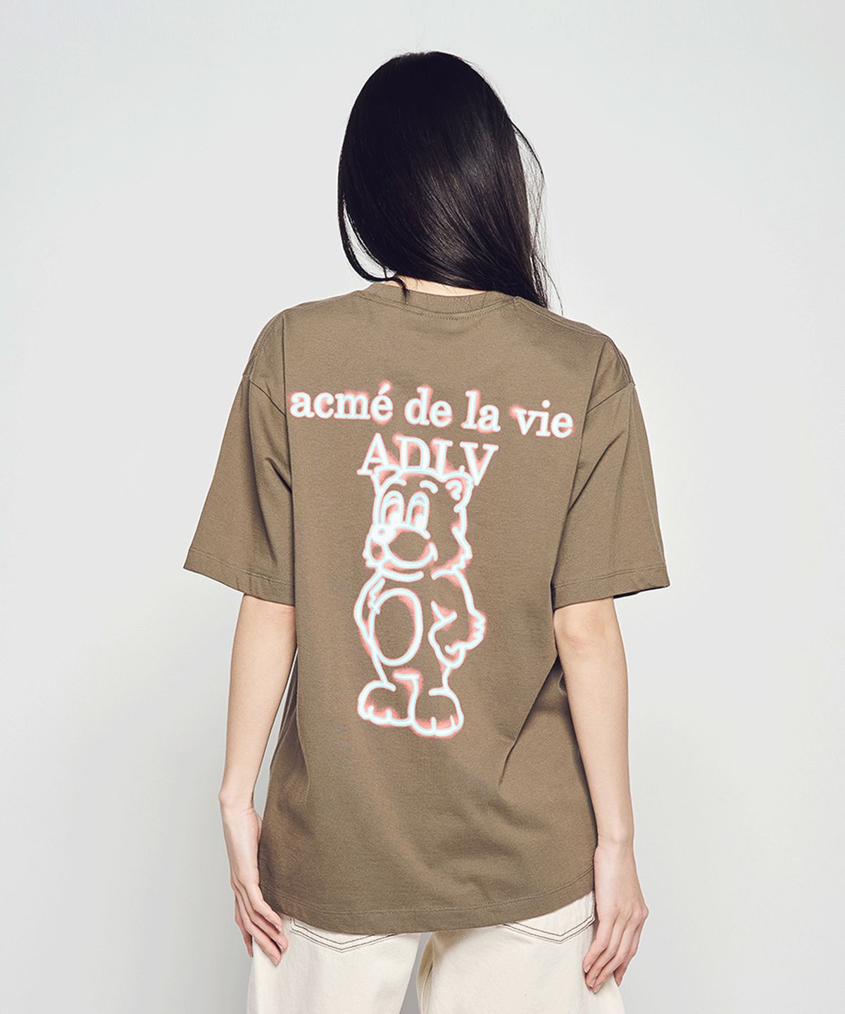 아크메드라비(ACME DE LA VIE) GLOW AC BEAR SHORT SLEEVE T-SHIRT