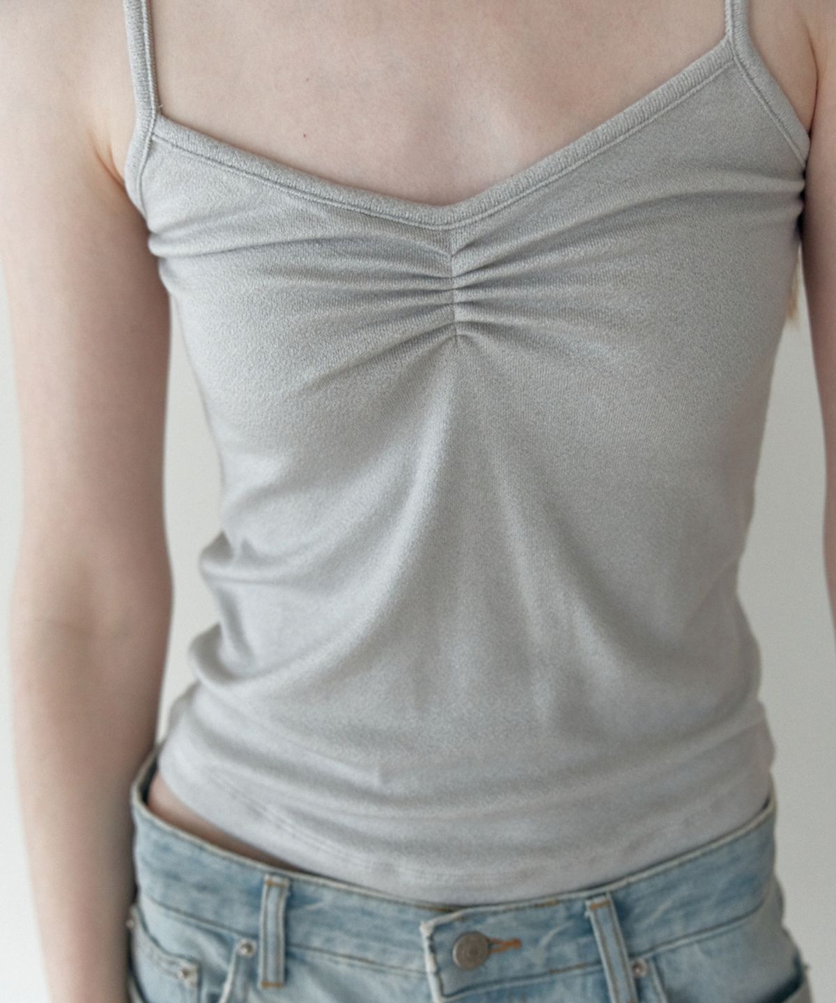 더 릴(THE LILLE) Like Shirring Sleeveless T_Light Gray