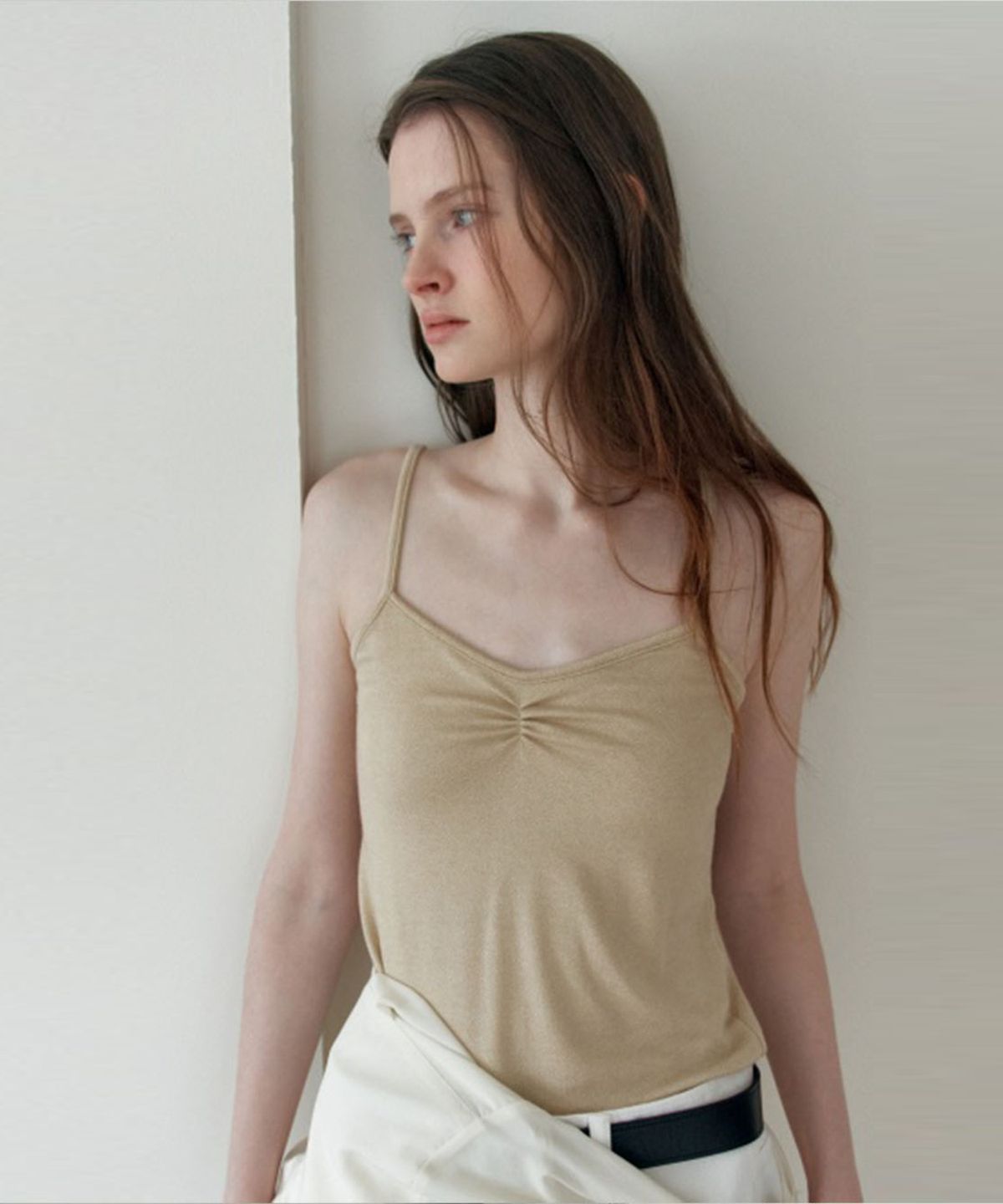더 릴(THE LILLE) Like Shirring Sleeveless T_Beige