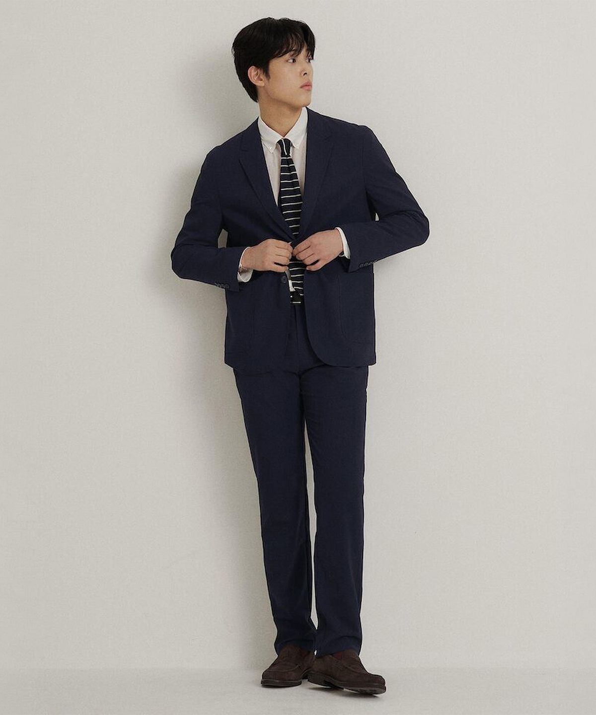 빈폴 멘(BEANPOLE MEN) 시어서커 솔리드 셋업 스탠다드핏 팬츠  네이비