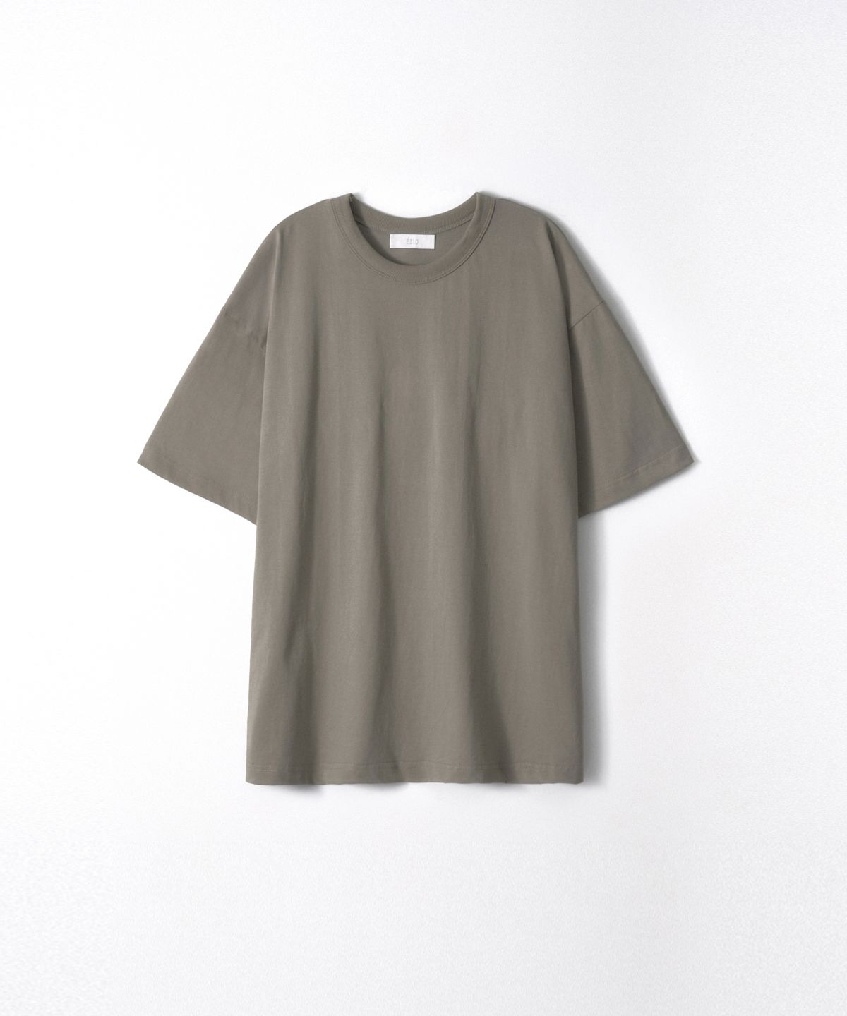 이지오(EZIO) Essential Loose T-shirt_Khaki