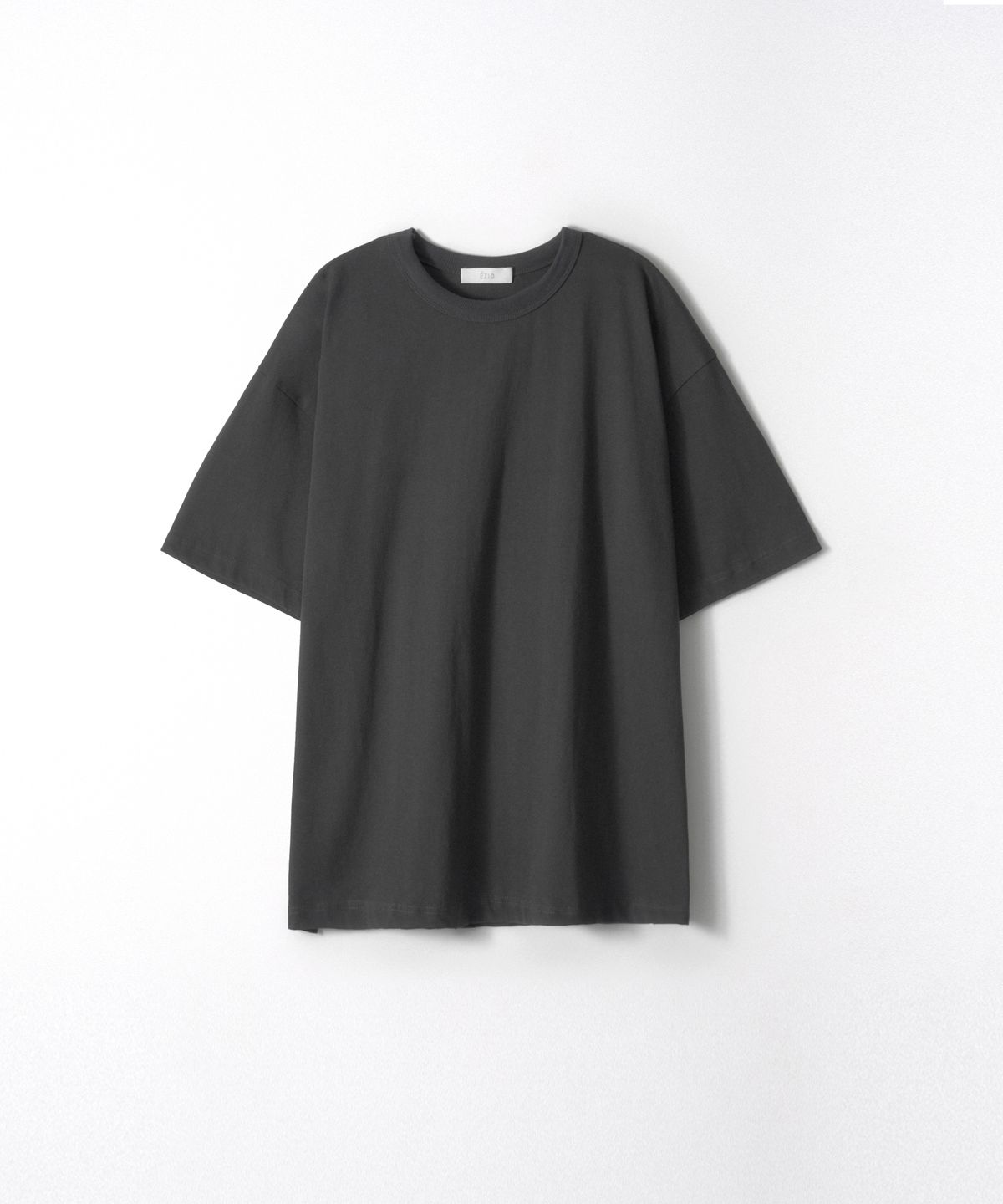 이지오(EZIO) Essential Loose T-shirt_Charcoal