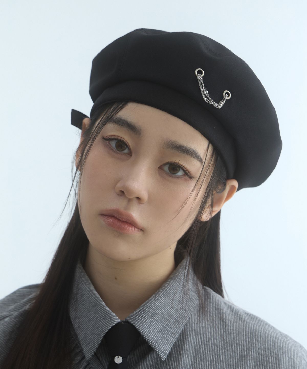 무아르모아(MOIREMOA) Tiered Chain beret-Black