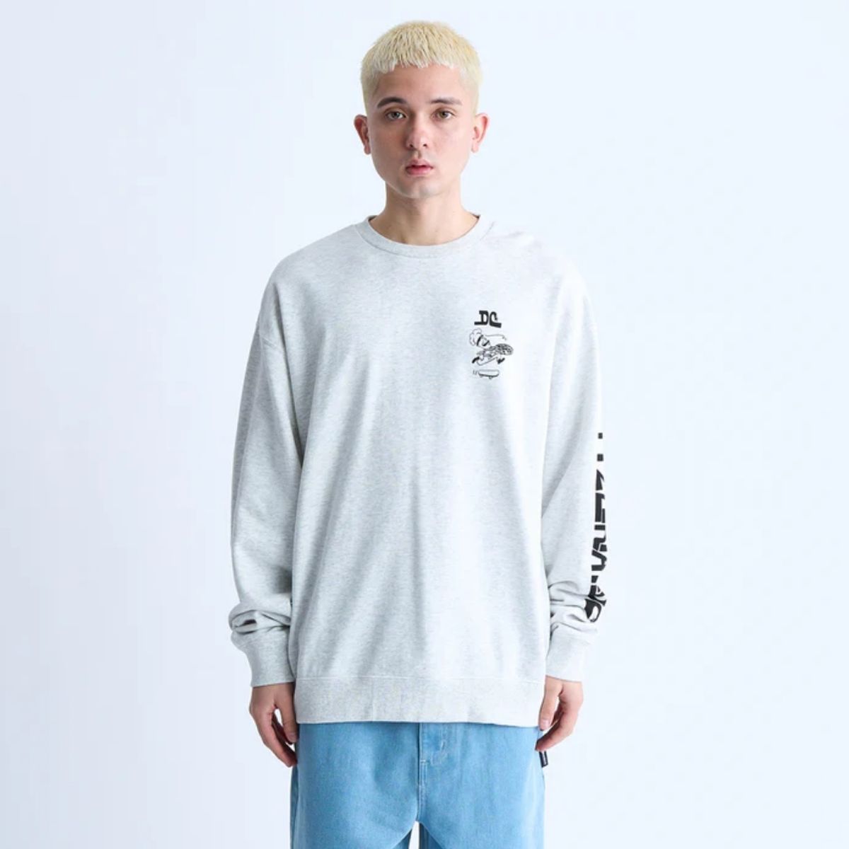 디씨(DC) 24 PIZZERIA CREWNECK PULLOVER LS TEE (DE31LT050GRY)