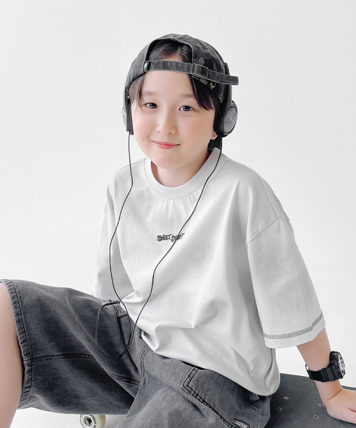 베리클로젯(BERRYCLOSET) 더티 스웨거 반팔티