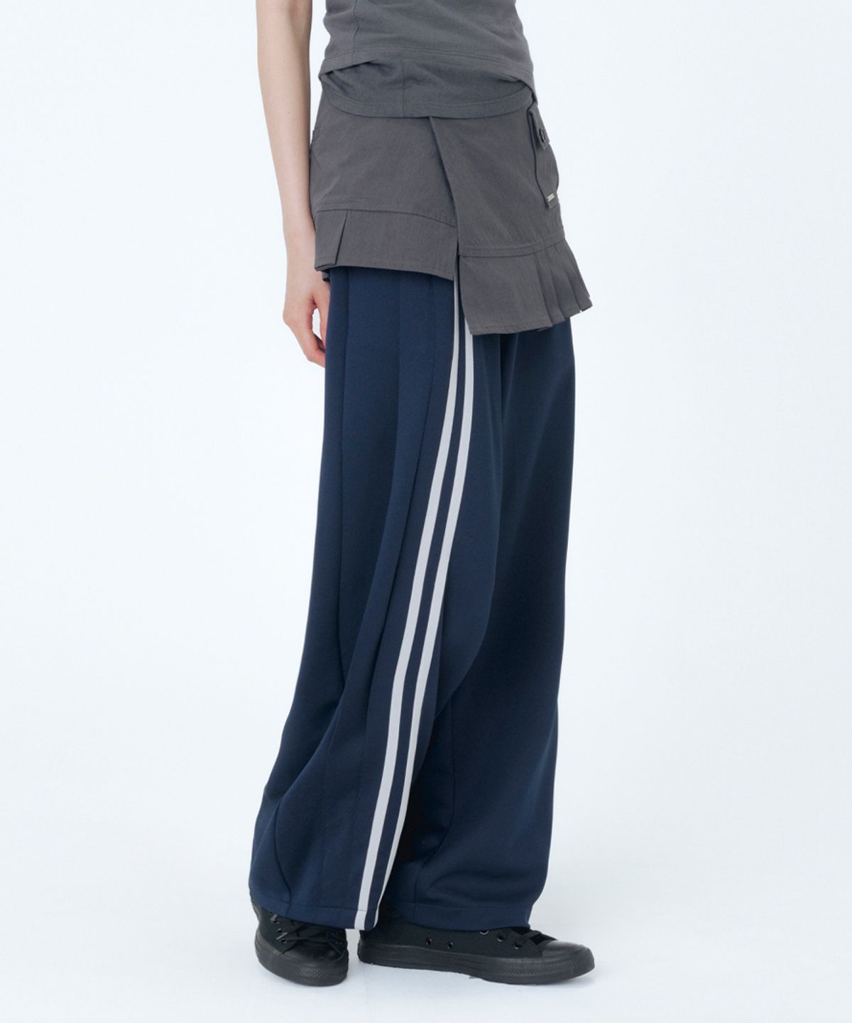 미세키서울(MISEKI SEOUL) Track Pleats skirt pants SET NAVY