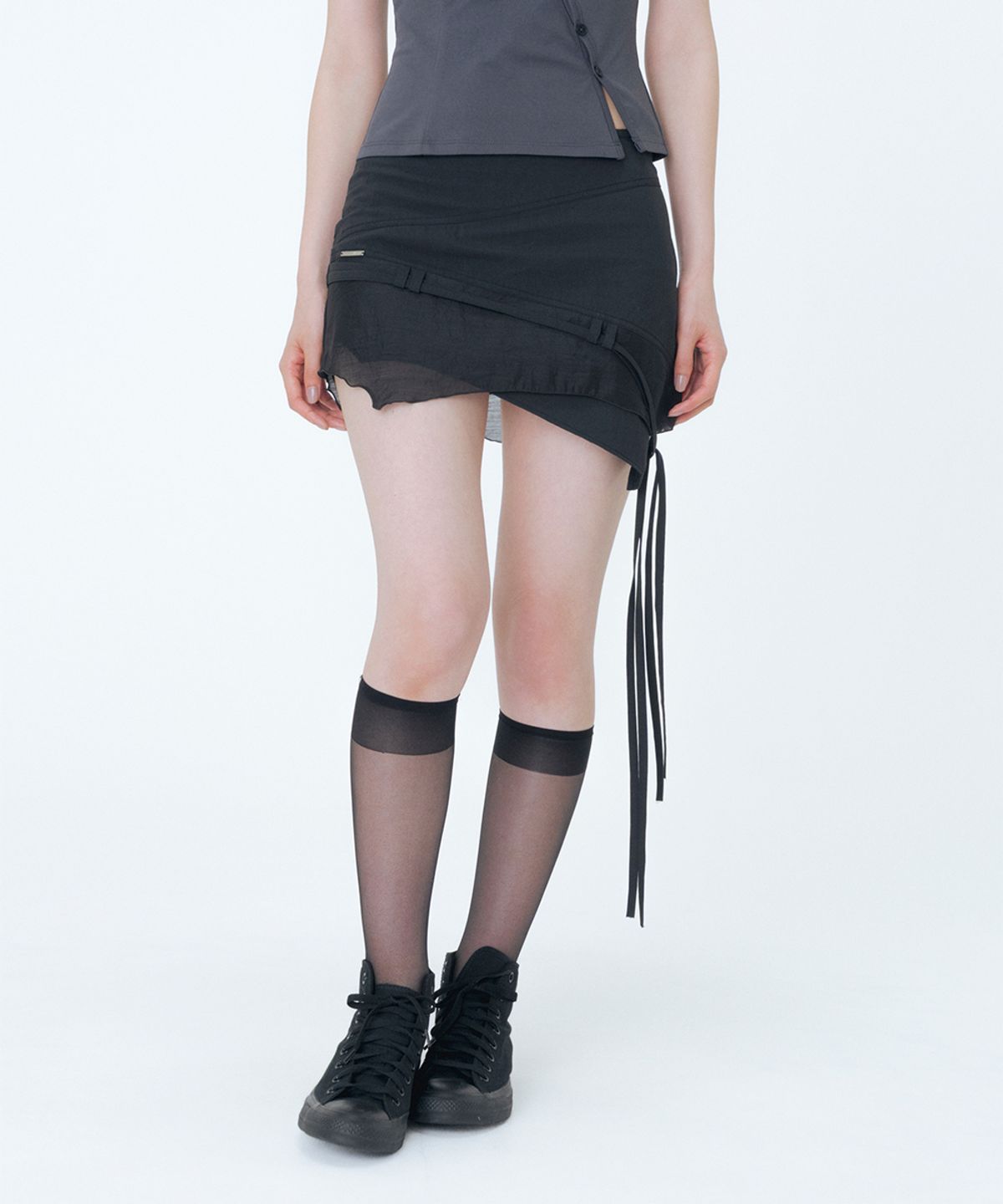 미세키서울(MISEKI SEOUL) Diagonal sheer string mini skirt BLACK