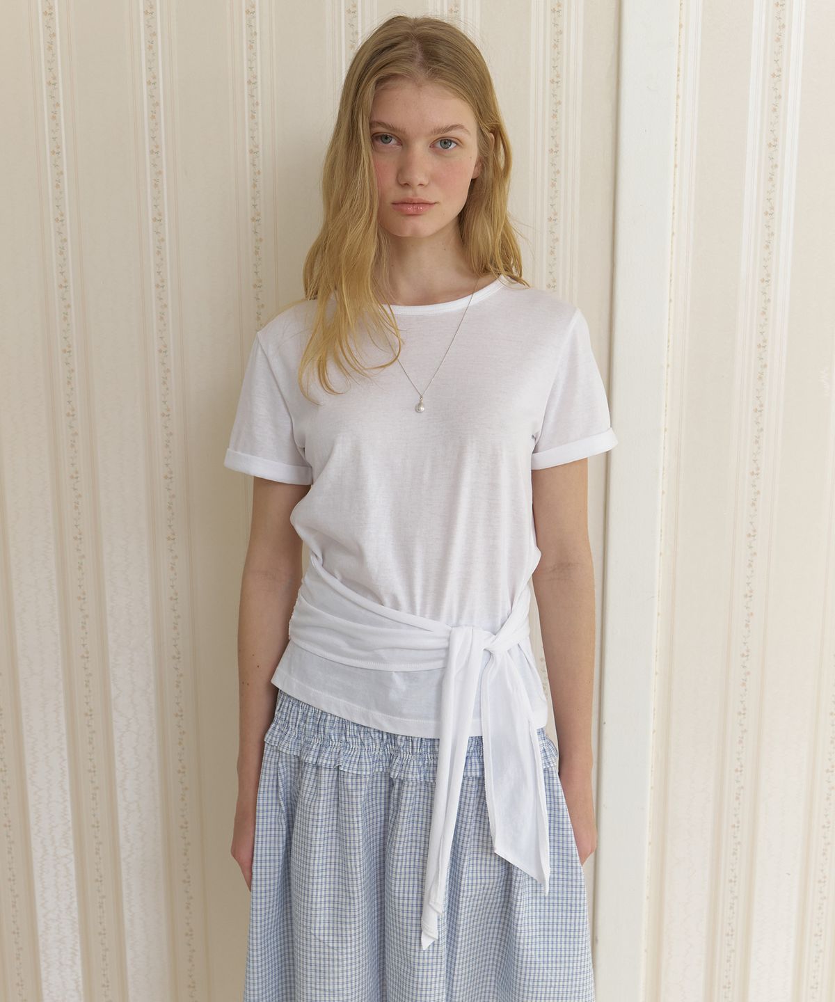 어몽(AMONG) A WAIST TIE T-SHIRT_WHITE