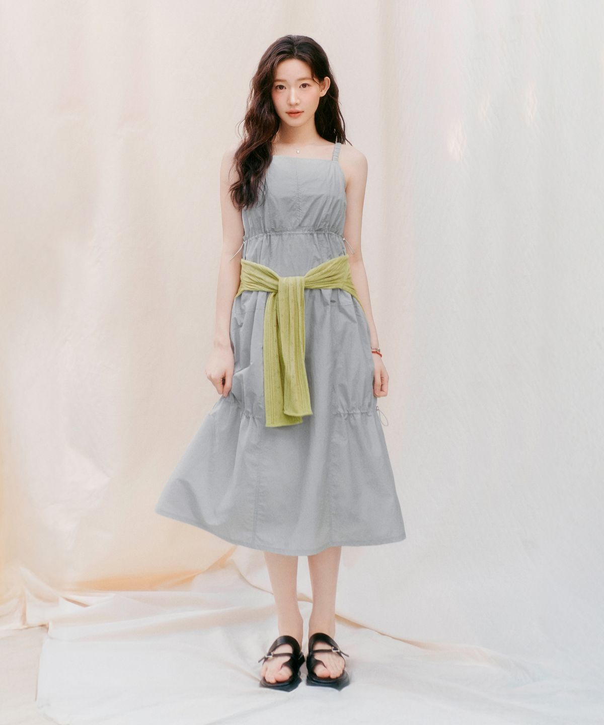 커버낫 우먼(COVERNAT WOMAN) 우먼 레이어드 슬리브리스 원피스 라이트그레이