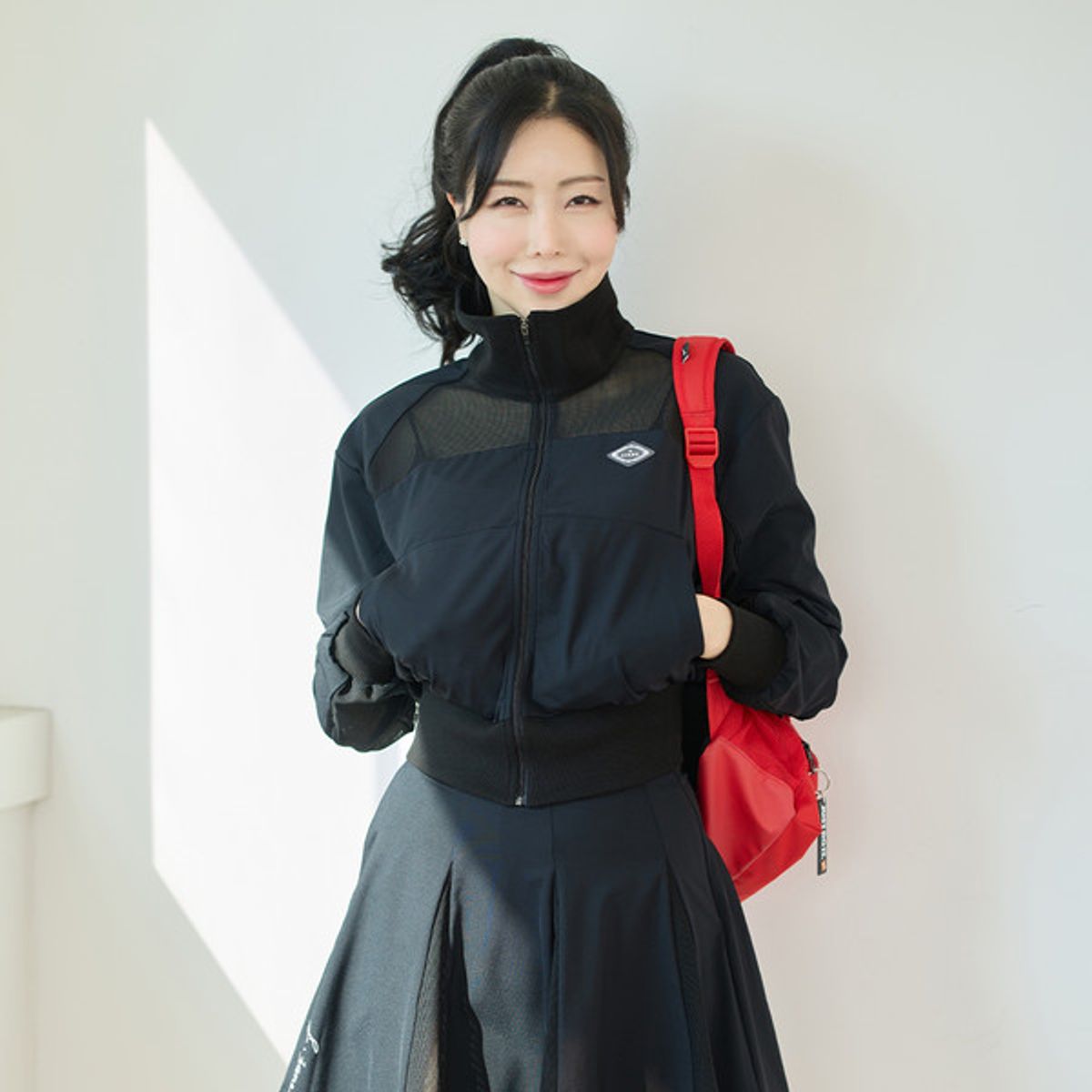 제이제인(J.JANE) 썸머 메쉬 배색 집업 Summer Mesh Point Zip-up Jumper (Black)