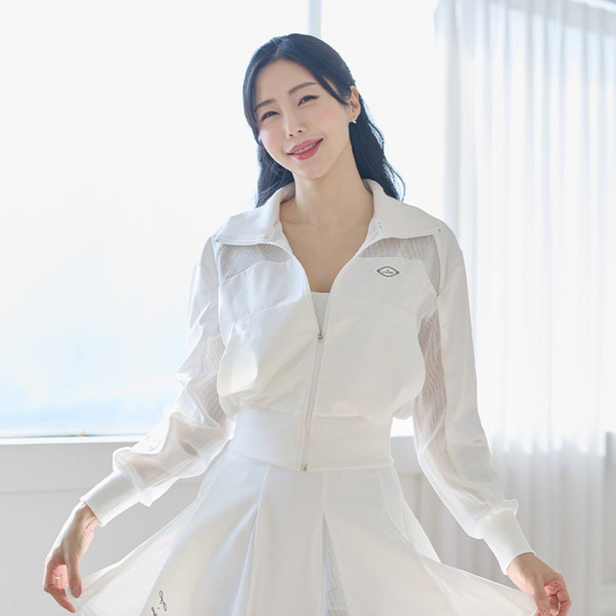 제이제인(J.JANE) 썸머 메쉬 배색 집업 Summer Mesh Point Zip-up Jumper (White)