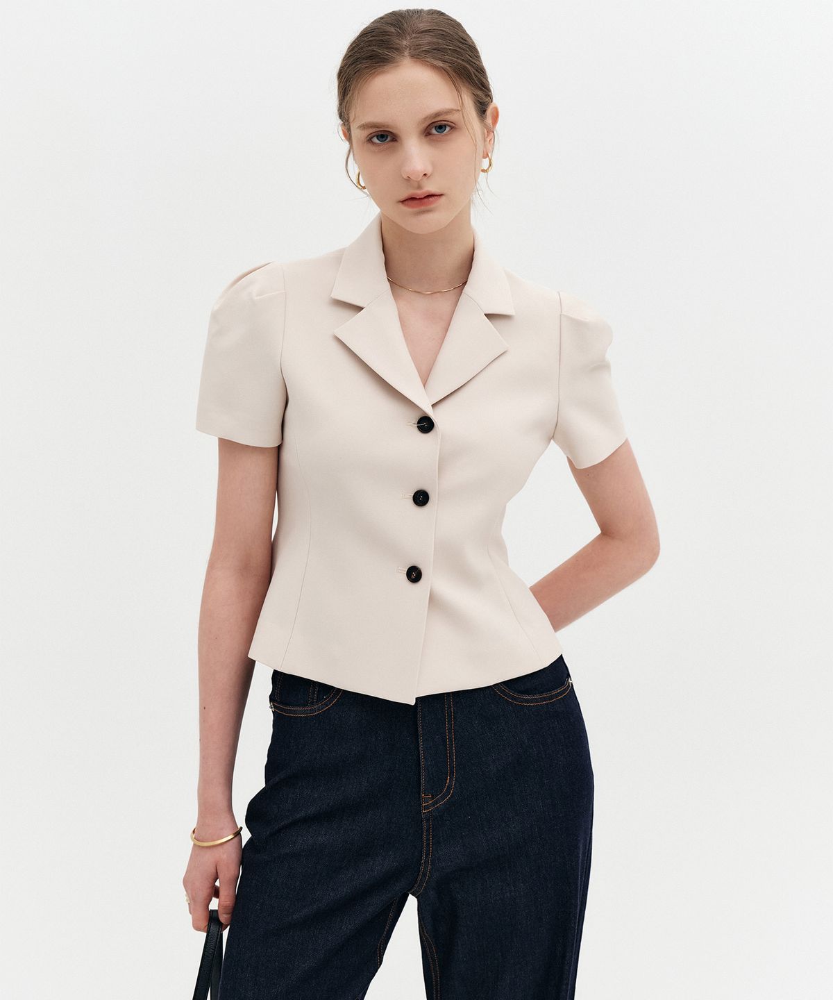 룩캐스트(LOOKAST) 지젤 아워글래스 퍼프 자켓_베이지 / GISELLE HOURGLASS PUFF JACKET_BEIGE