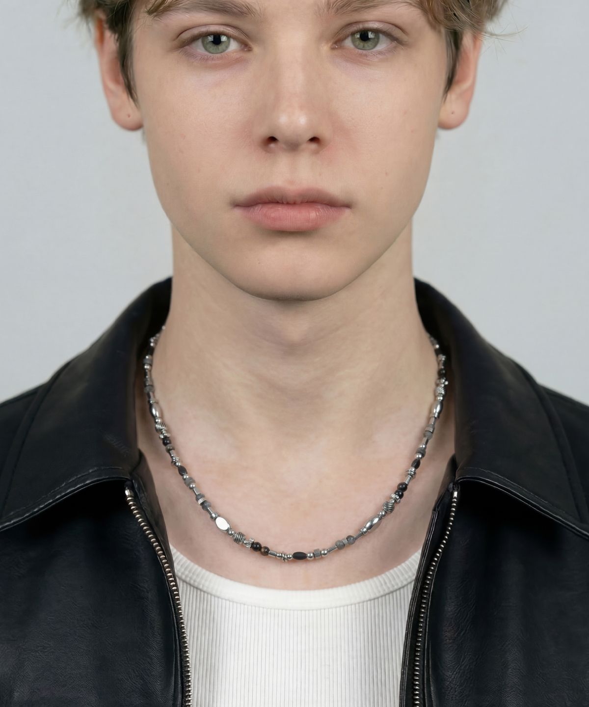 아차(ACHA) Serint s.steel & gemstone necklace _ black