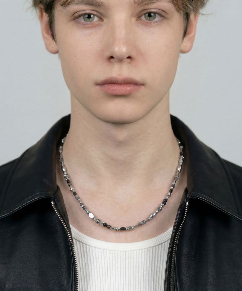 Serint s.steel & gemstone necklace _ black