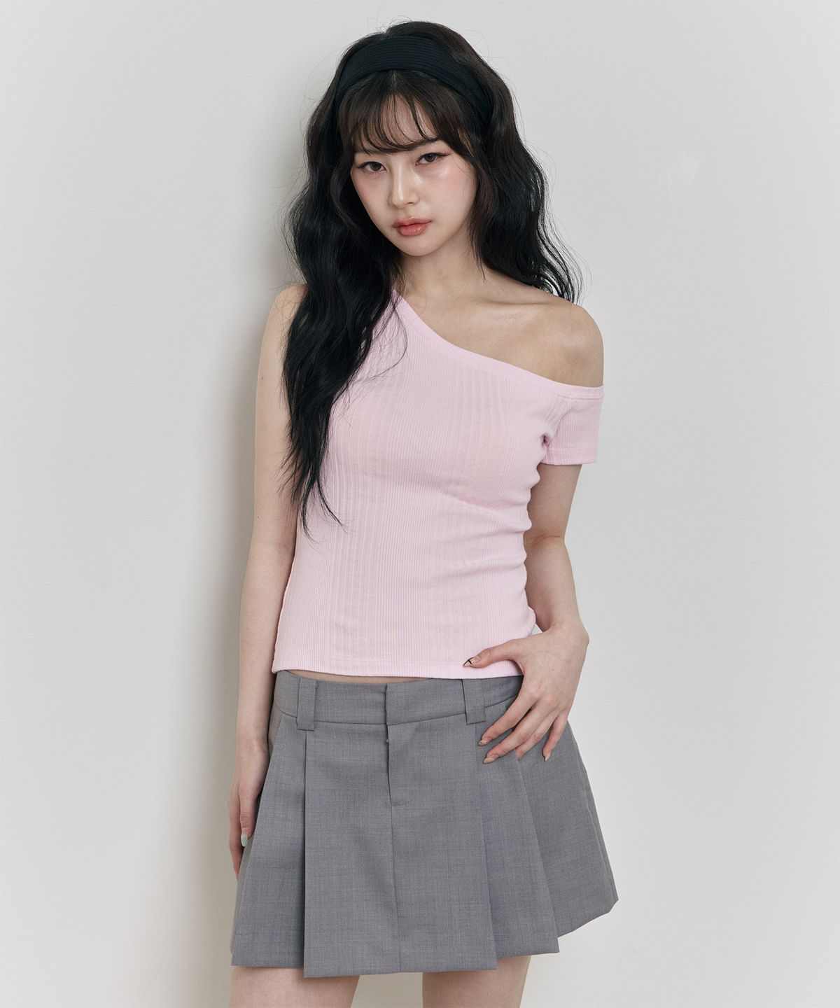 너(NUH) 언밸런스 슬림 탑 소프트 핑크