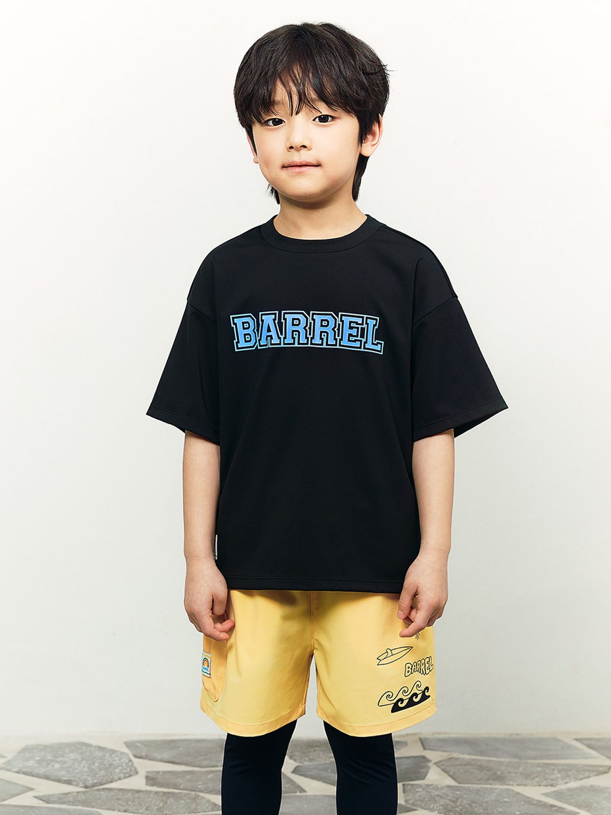 배럴(BARREL) 키즈 베이직 반팔 래쉬가드 블랙 (B6SKWRG322BLK)