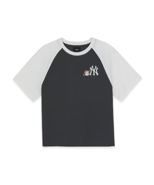 스트릿 바크&바니 배색 라글란 티셔츠 NY (Charcoal Grey)