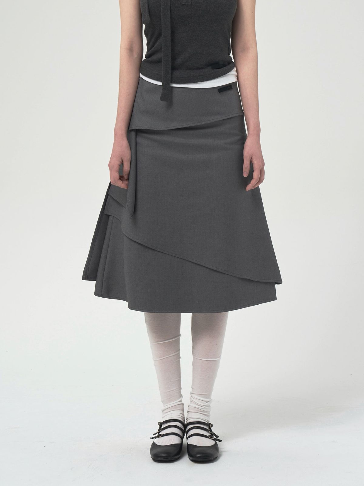 디에스엠티(DSMT) DRAPED LAYERED SKIRT_CHARCOAL