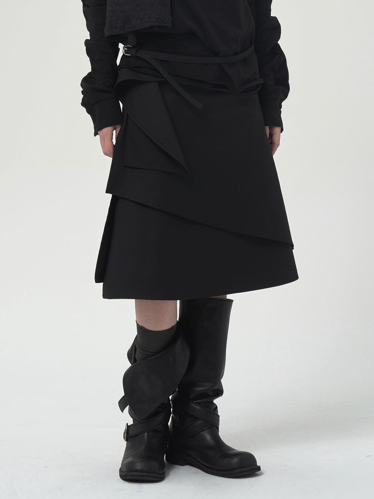 디에스엠티(DSMT) DRAPED LAYERED SKIRT_BLACK