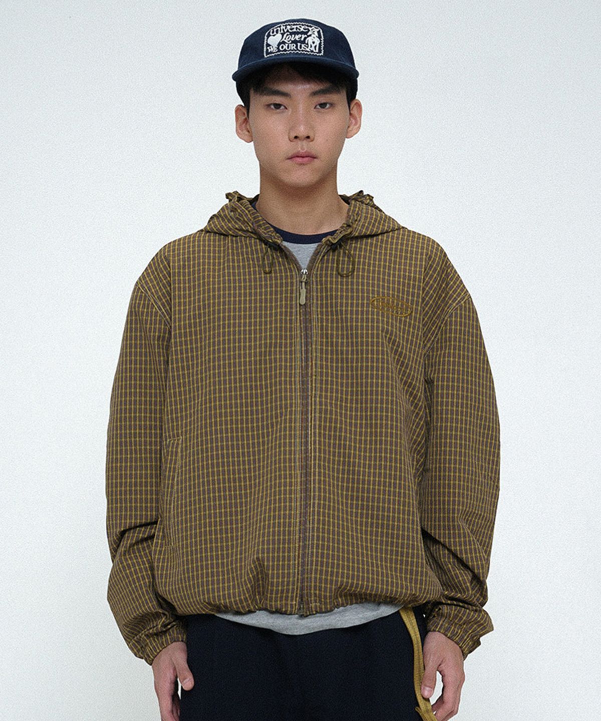유니버스 가먼트(UNIVERSE GARMENT) 체크 후드 윈드브레이커 점퍼_BROWN