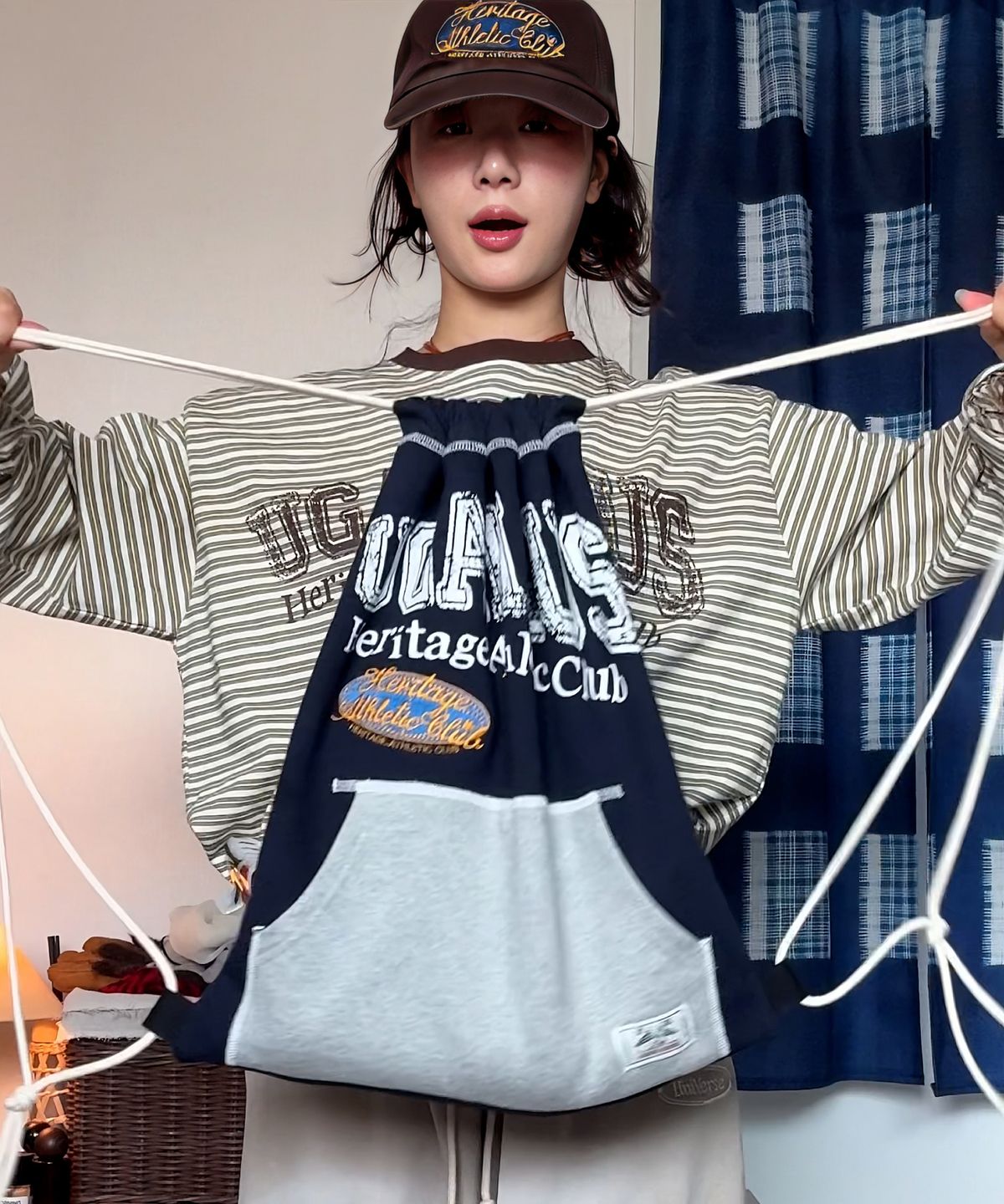 유니버스 가먼트(UNIVERSE GARMENT) 유니버스 싸인 저지 스트링백_NAVY