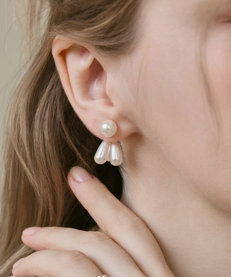 (925 Silver) Soft Drop Pearl Earrings