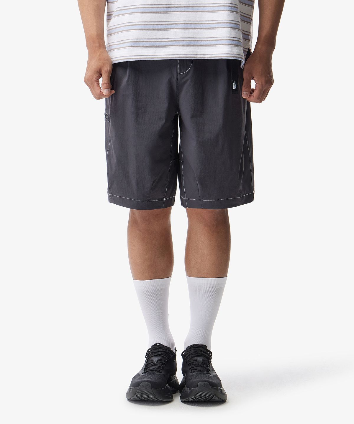 노스페이스(THE NORTH FACE) NS6NS06A 피크힐 쇼츠 DARK GRAY