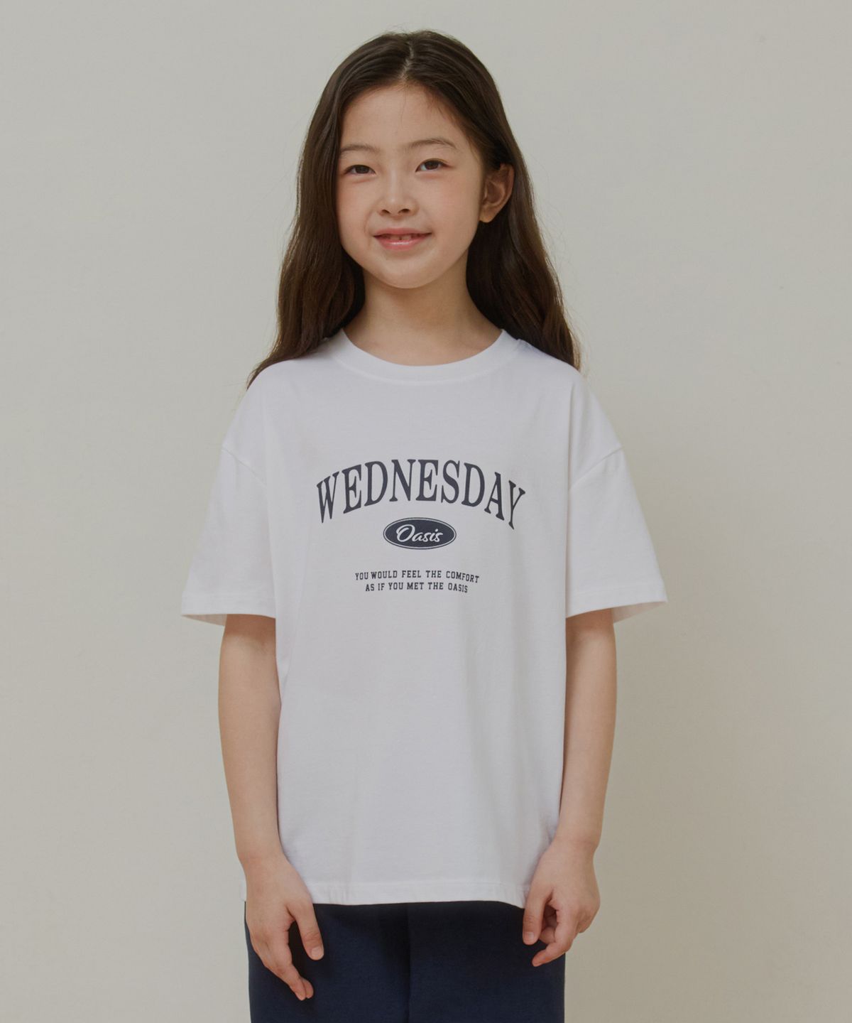 웬즈데이오아시스 키즈(WEDNESDAYOASIS KIDS) [Kids]시그니처 반팔 티셔츠_IVORY(WB6TP37)
