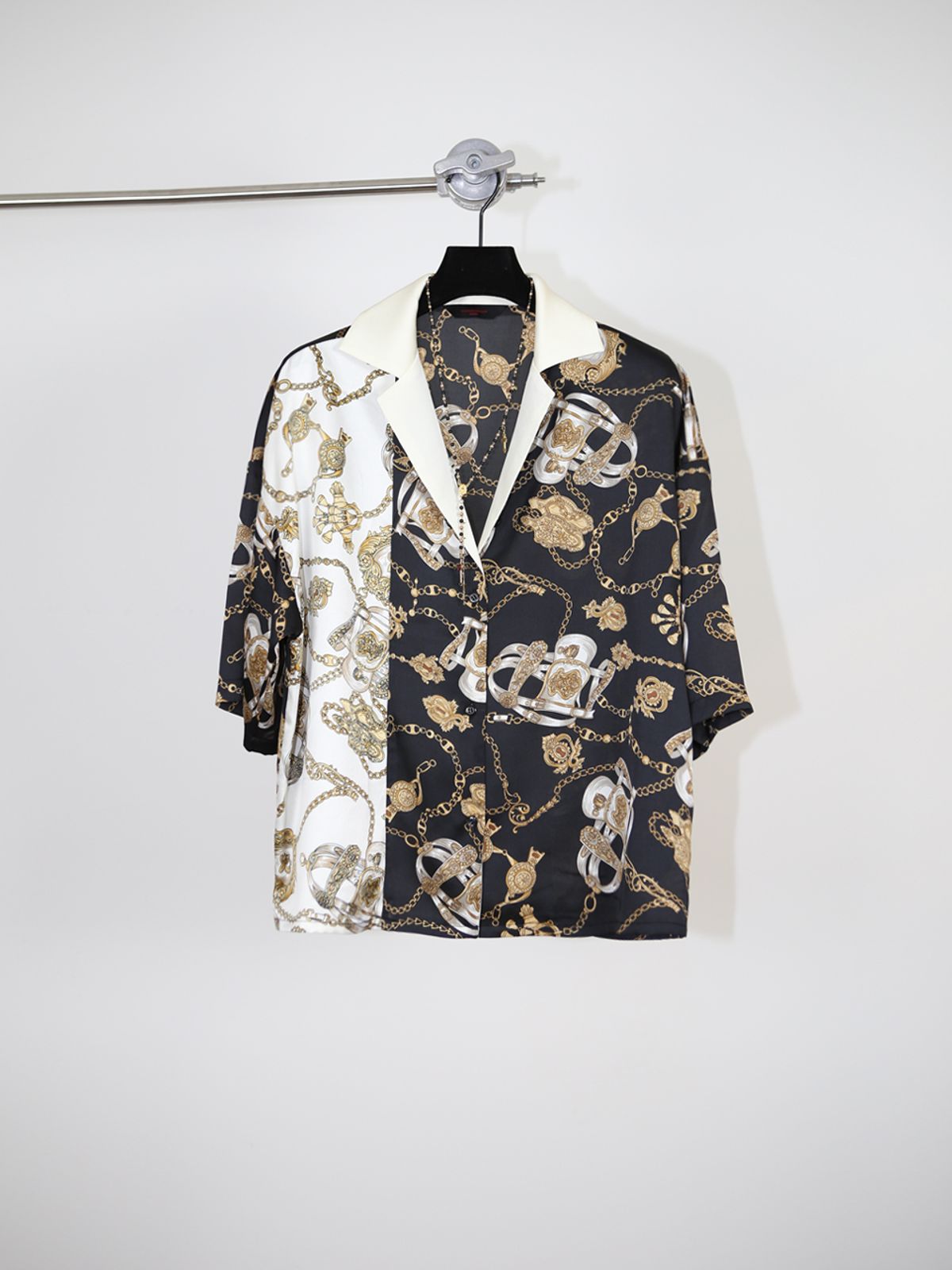 고저(GOZER) Dual Mono Chain Shirt
