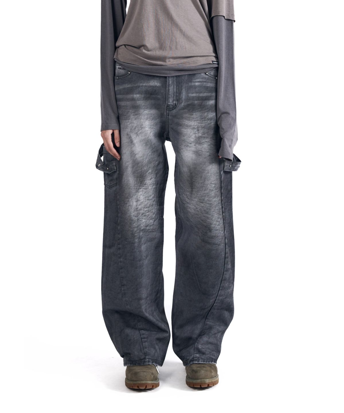아캄(AAKAM) Hammer Studded Denim Pants (Black)