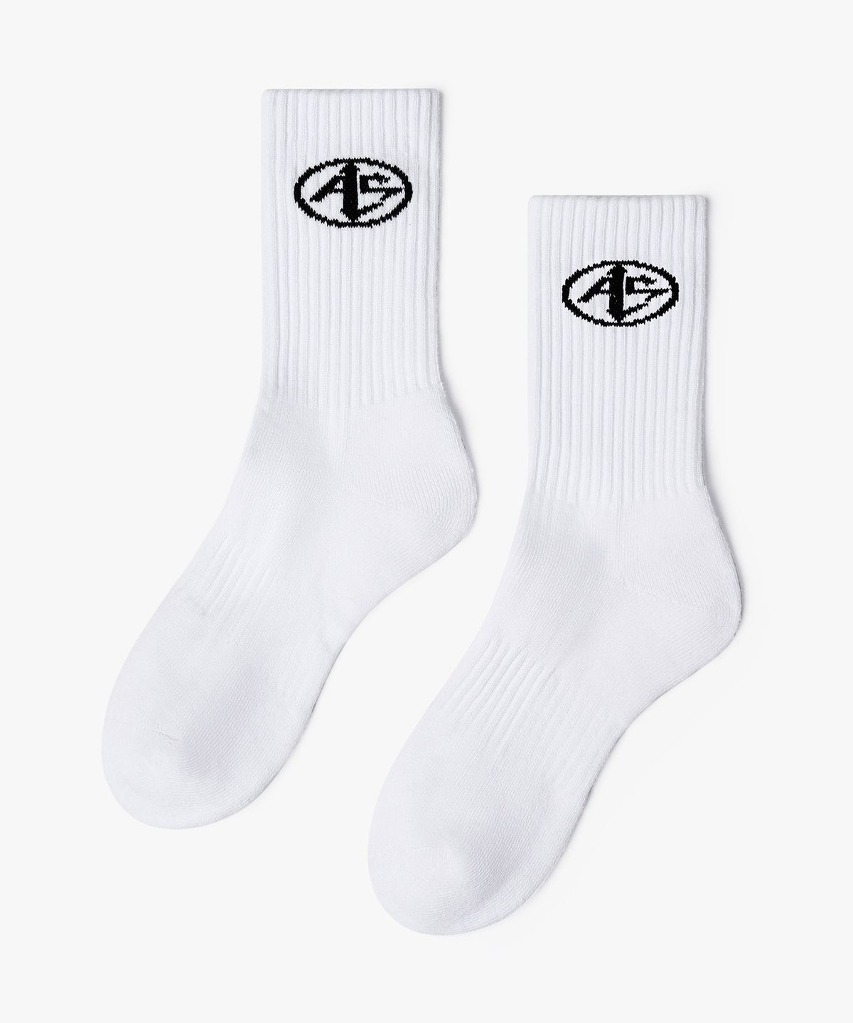 아르벤클럽(ARVEN CLUB) 아르벤 심볼 로고 쿠션 크루삭스(WHITE)