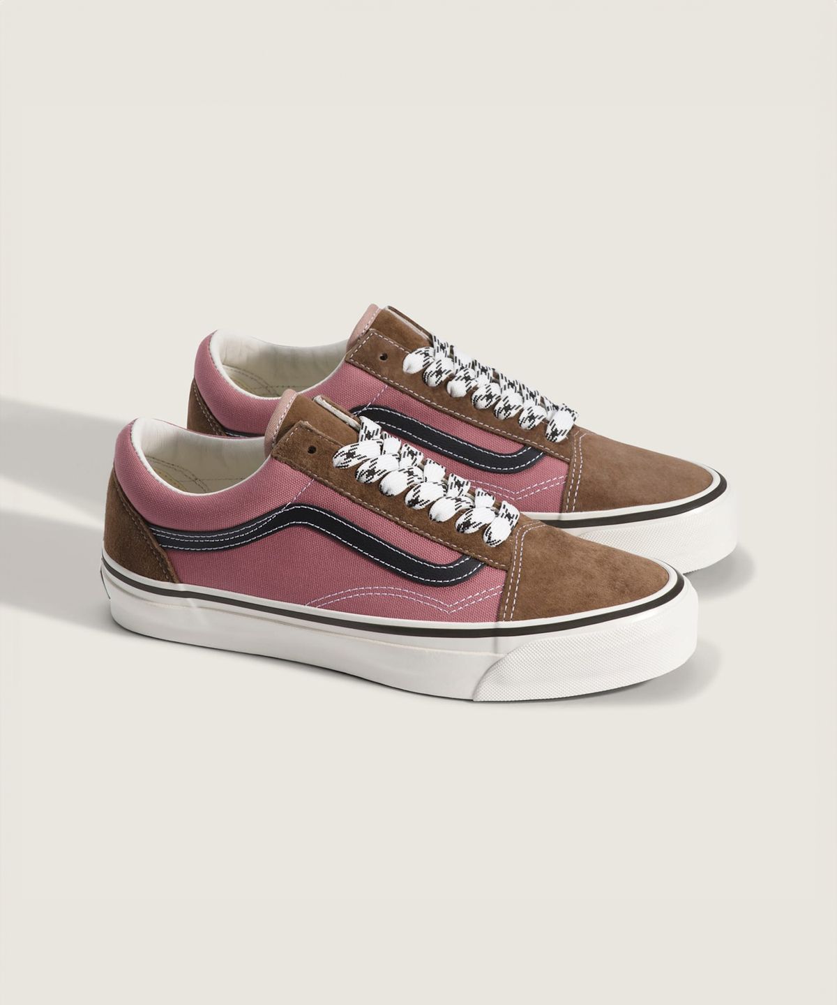 반스(VANS) 프리미엄 올드스쿨 LX - 말리부 브라운:핑크 / VN000D9JRPK1