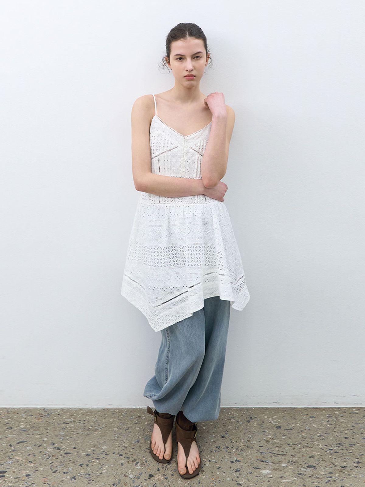 아틀리에 나인(ATELIER NAIN) EYELET COTTON LACE MINI DRESS (OP-6336)
