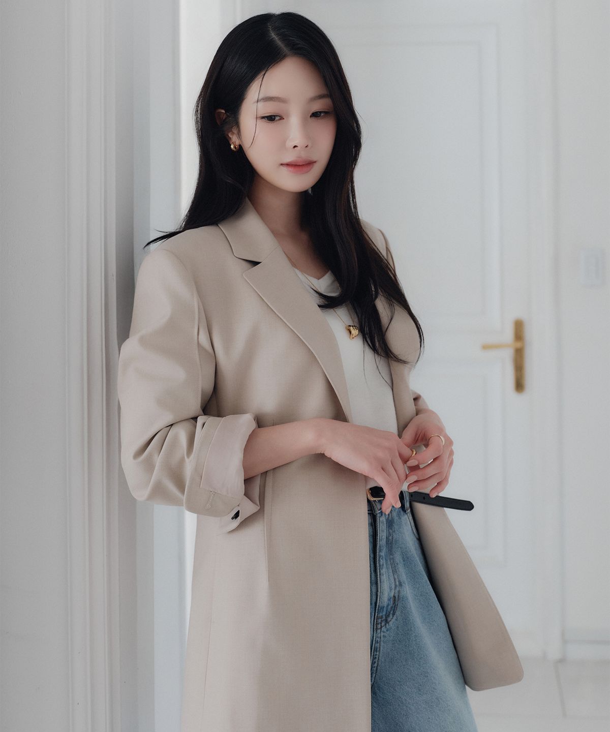 룩캐스트(LOOKAST) 키코 슬림 핏 라인 자켓_베이지 / KIKO SLIM FIT LINE JACKET_BEIGE