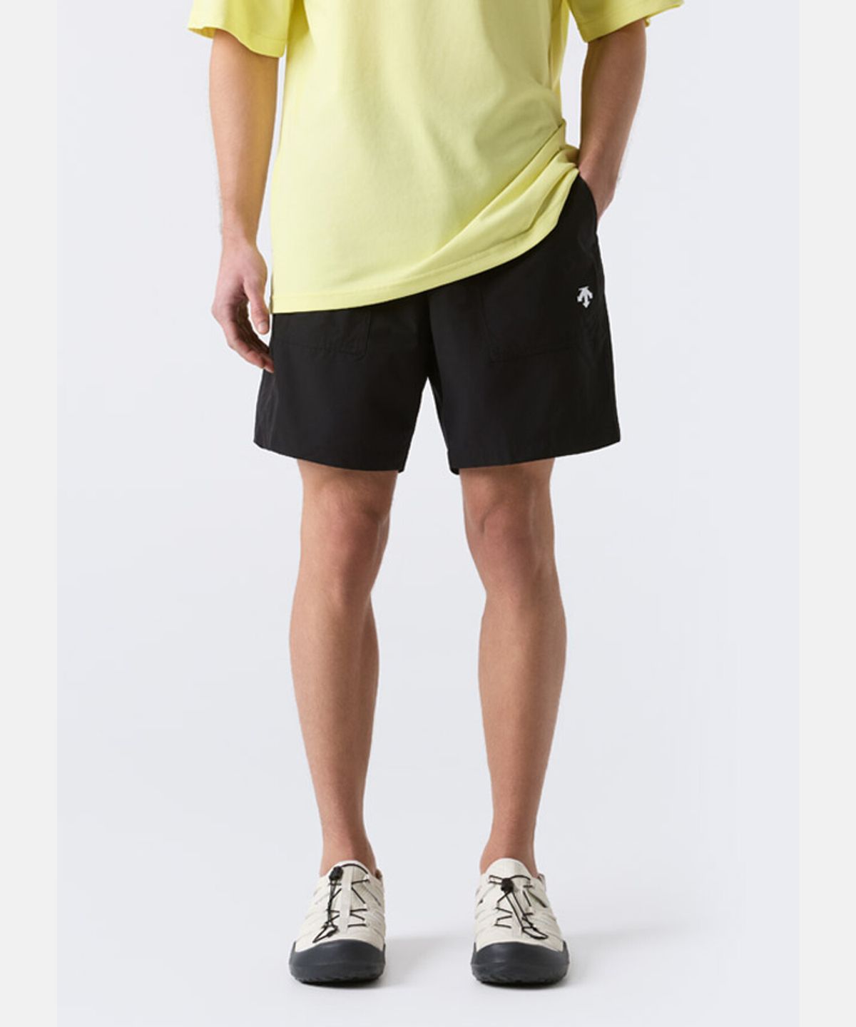 데상트(DESCENTE) 드라이 쇼츠 (남성 7.5인치/여성 5인치) 블랙 SR223EHP51