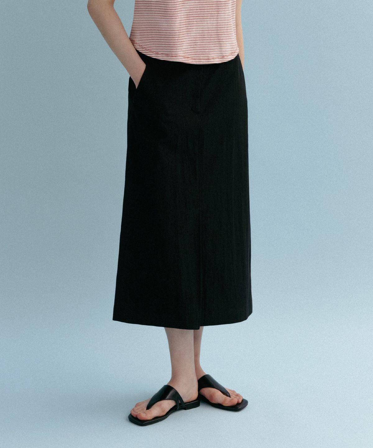 망고매니플리즈(MANGO MANY PLEASE) BILL H SKIRT_BLACK