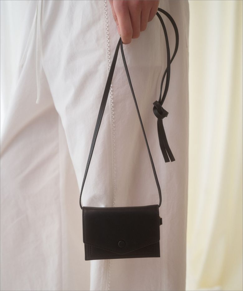 CITY MIRROR WALLET_BLACK