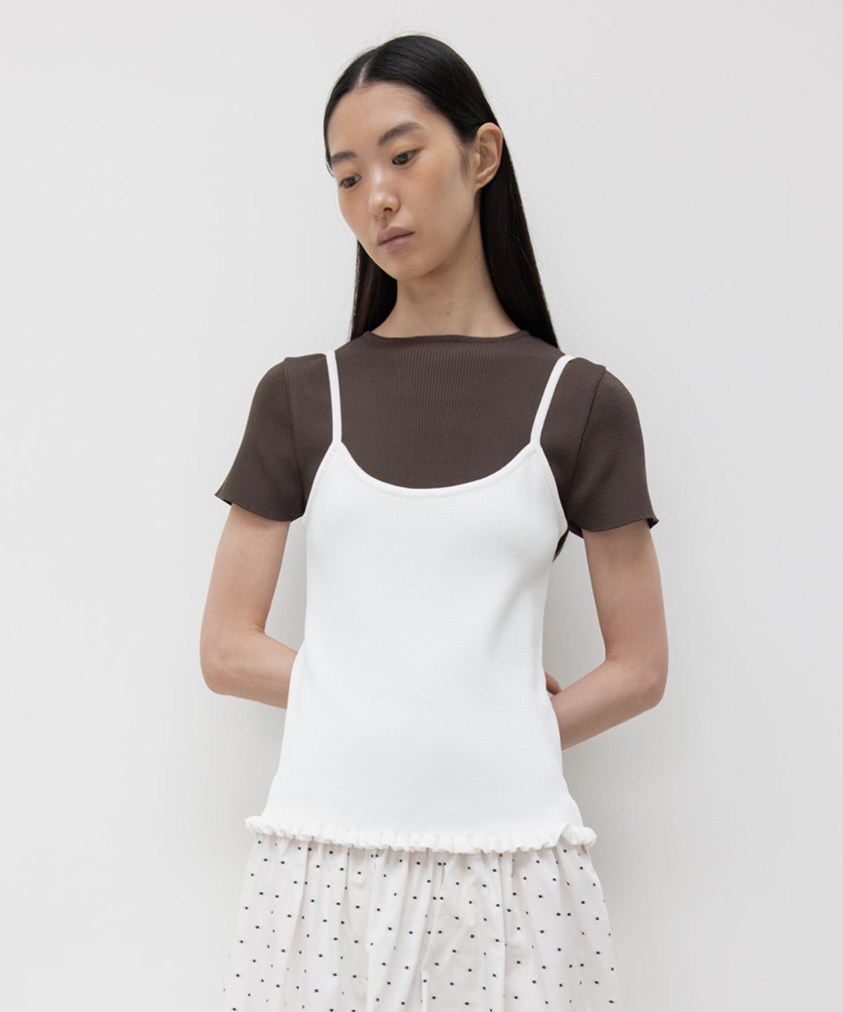 지비에이치 어패럴(GBH APPAREL) RIBBED FRILL SLEEVELESS / WHITE