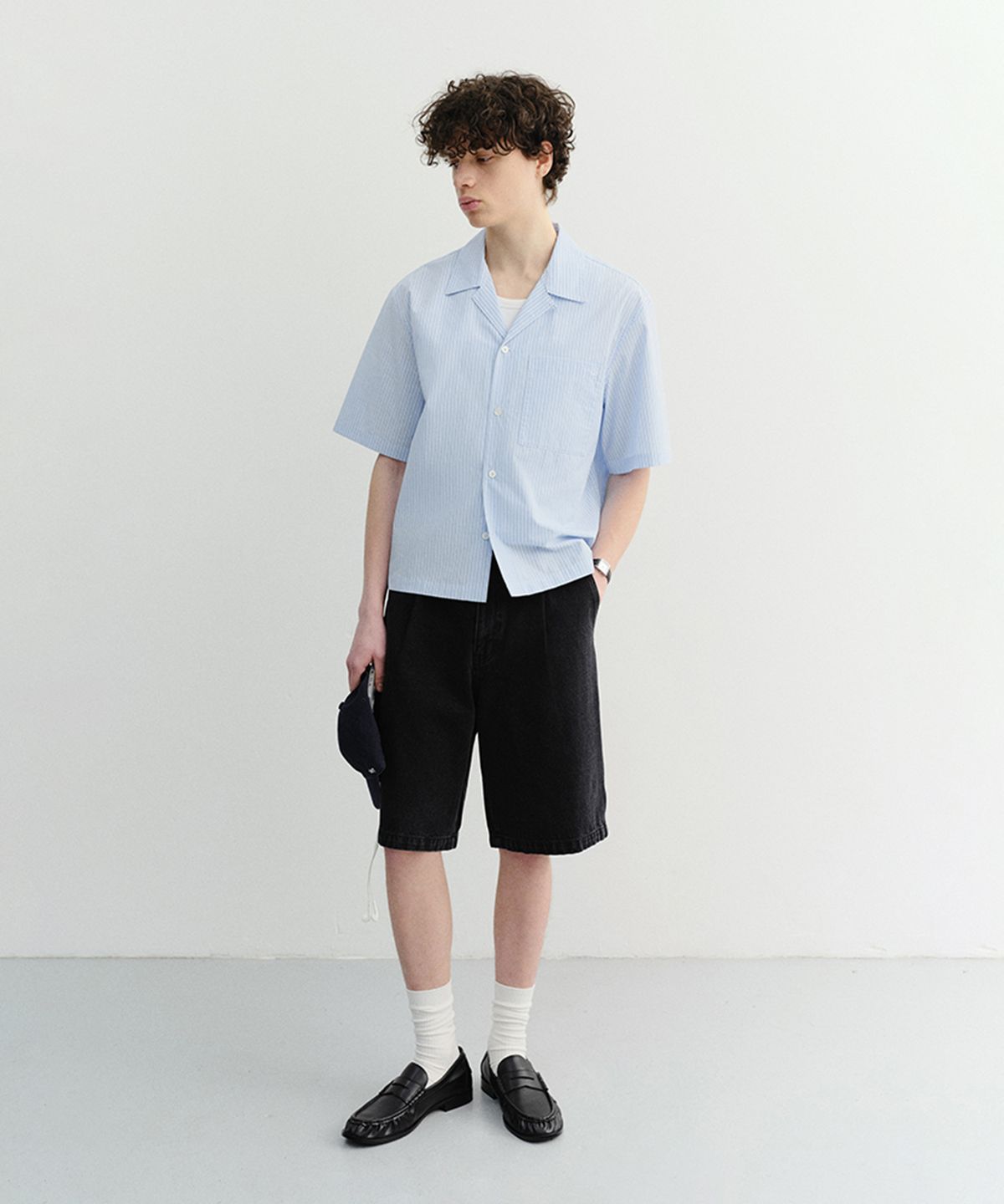 던스트 포 맨(DUNST FOR MEN) PLEATED BERMUDA DENIM SHORTS_UDPA6B323_BLACK