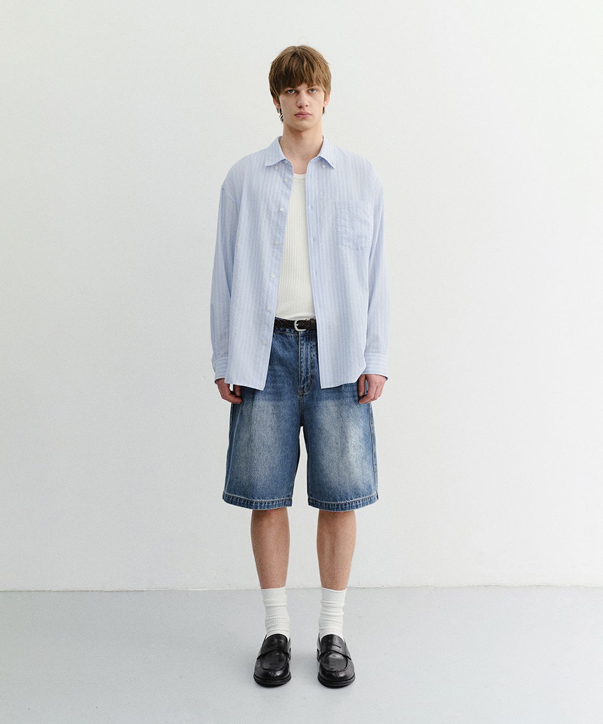 던스트 포 맨(DUNST FOR MEN) PLEATED BERMUDA DENIM SHORTS_UDPA6B323_CLASSIC BLUE