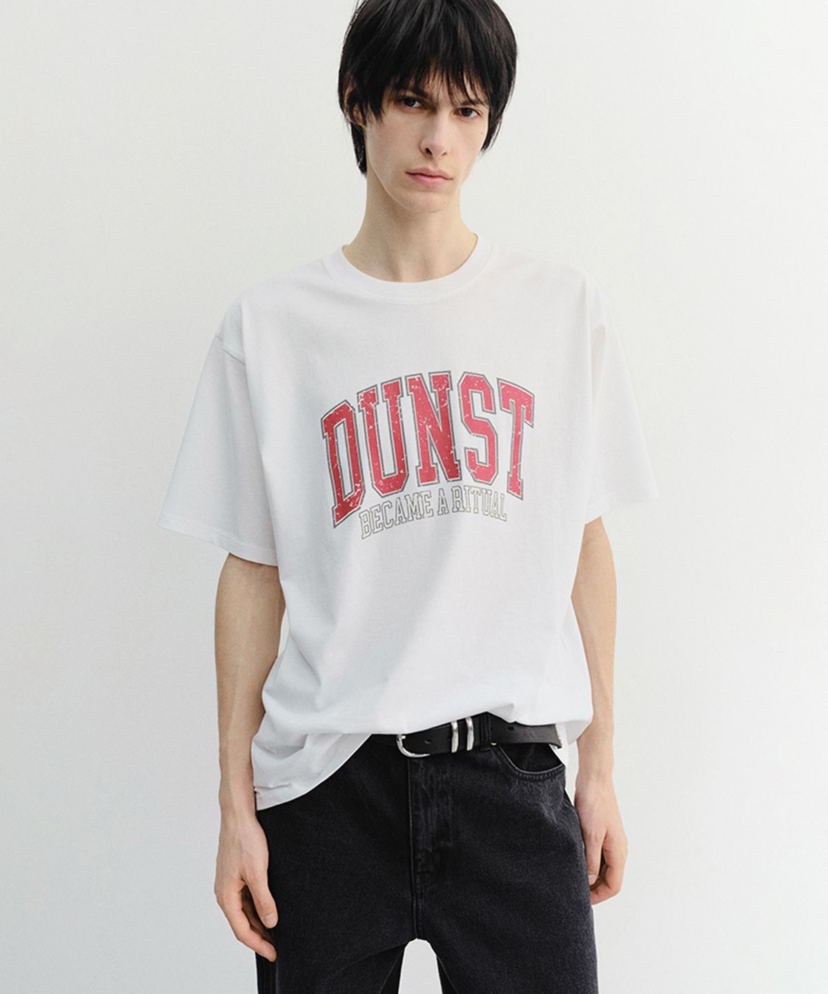 던스트 포 맨(DUNST FOR MEN) VINTAGE ARCH LOGO T-SHIRT_UNISEX_UDTS6B145_OFF WHITE